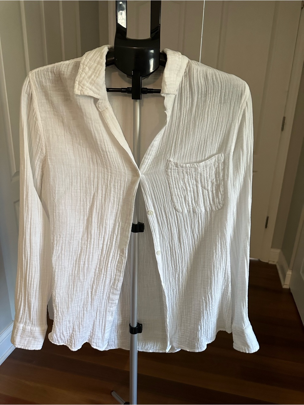 beachlunchlounge White Gauze Button-Down Shirt